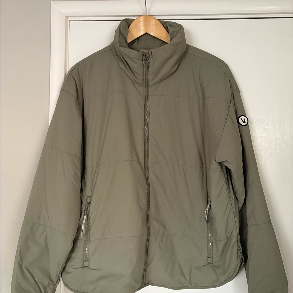 Women's Vuori Canyon Insulated Jacket “Laurel” Green color